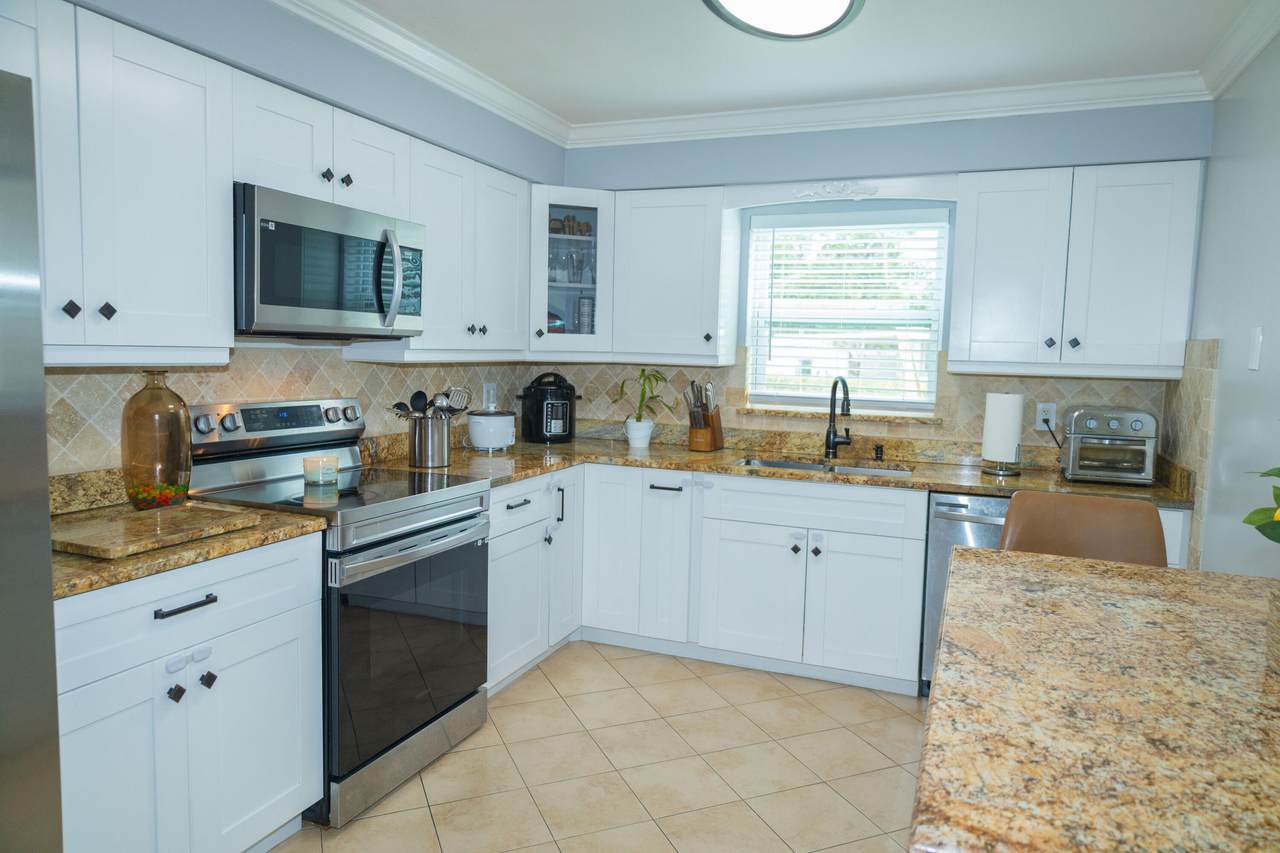 411 Forest Estate - Photo 1