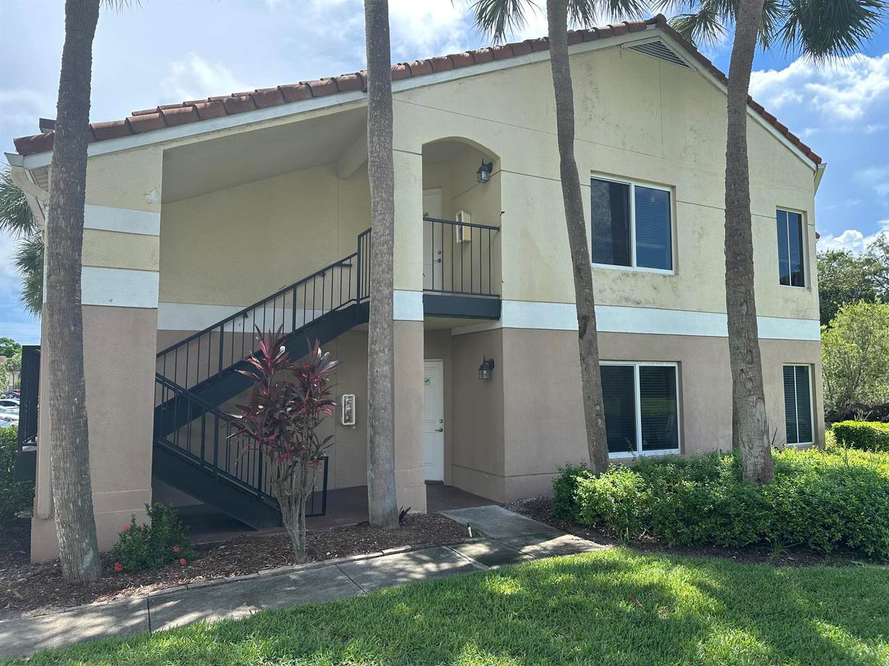 815 Boynton Beach Boulevard - Photo 1
