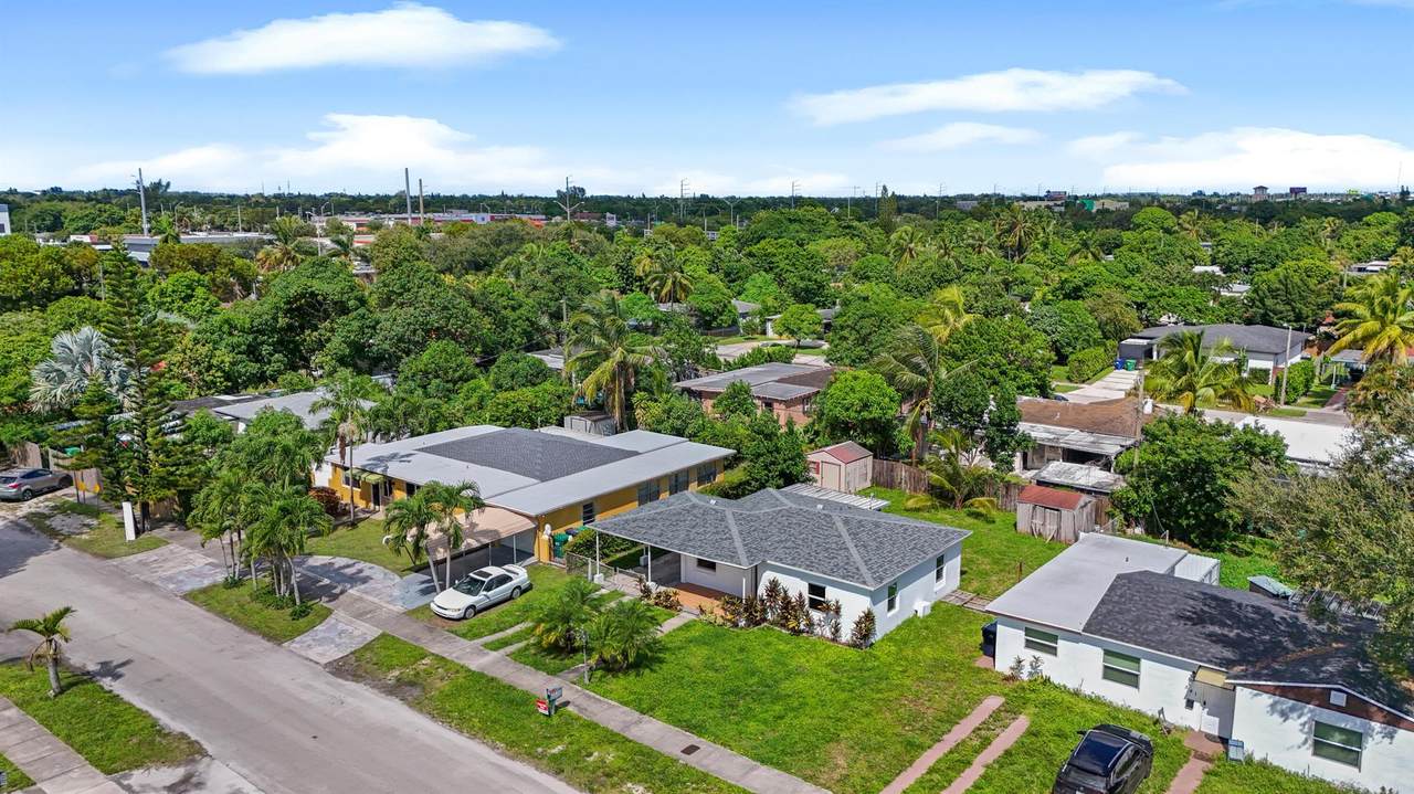 551 Nw 107th Street - Photo 1