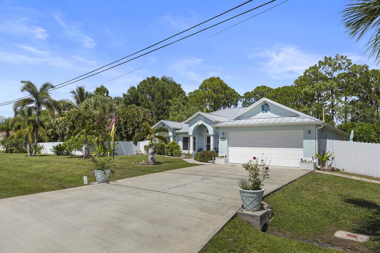 1073 Placetas Avenue - Photo 1