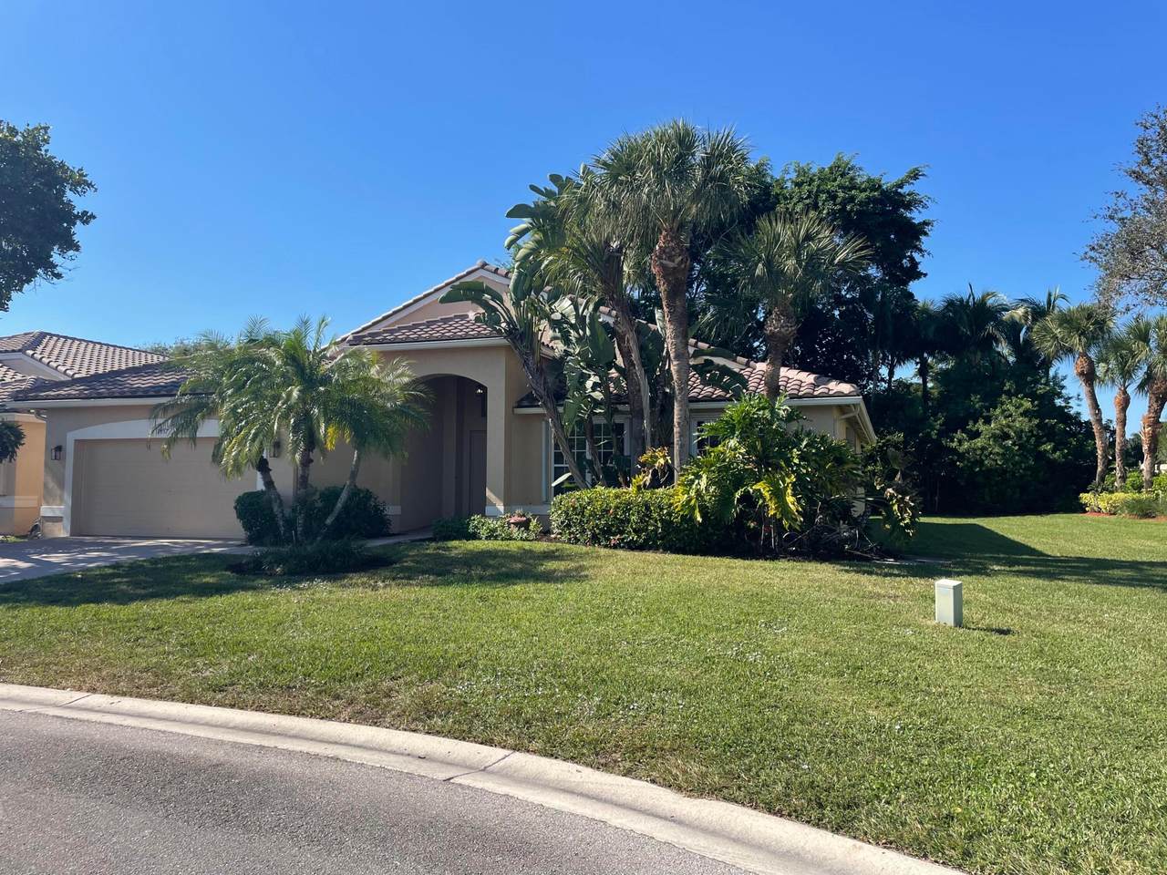 8957 Torcello Way - Photo 1