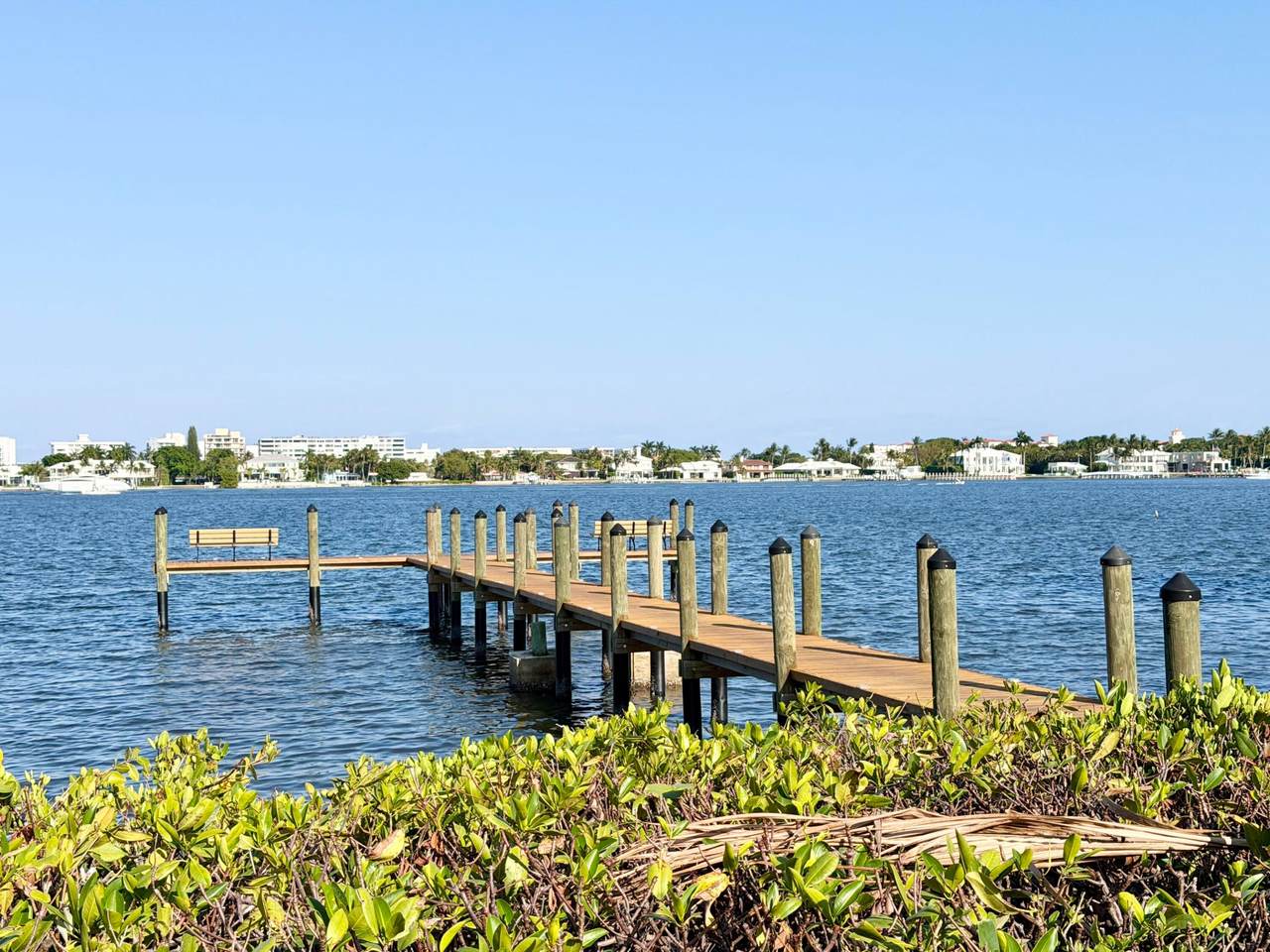 https://bt-photos.global.ssl.fastly.net/beaches/1280_boomver_6_B26005255-2.jpg