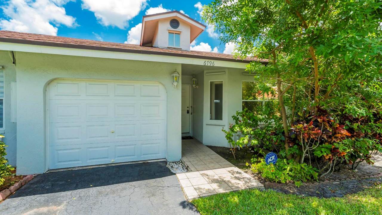 6796 Pine Island Rd - Photo 1