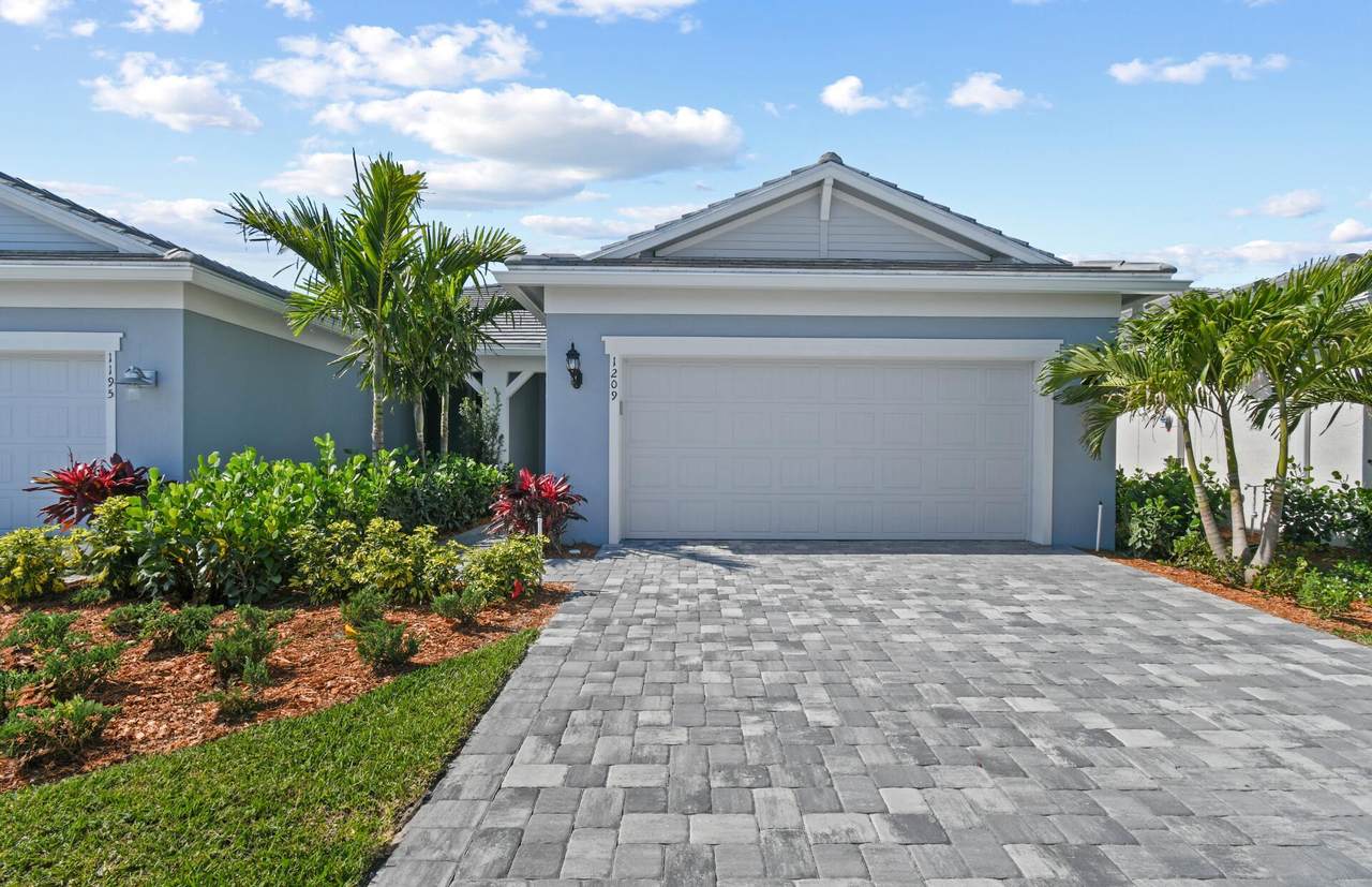 1209 Harper Way - Photo 1