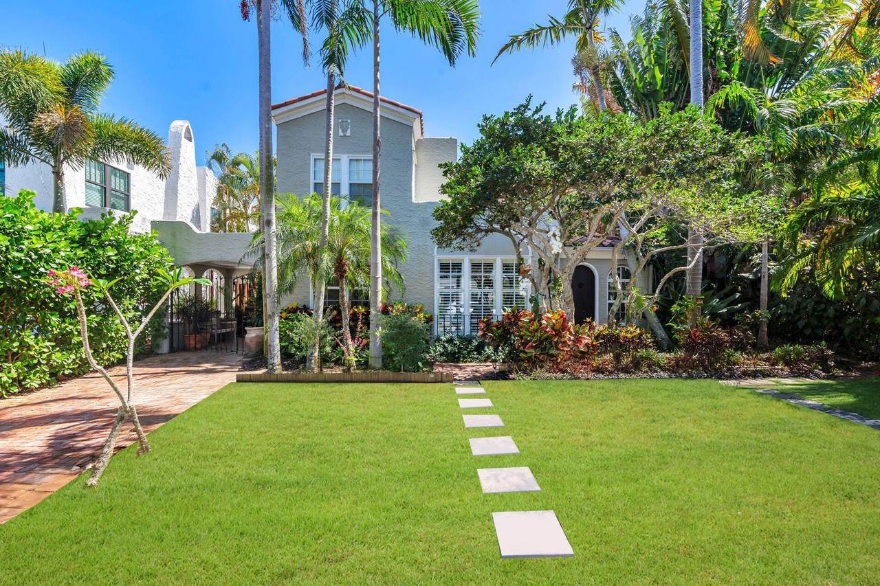 138 Greymon Drive - Photo 1