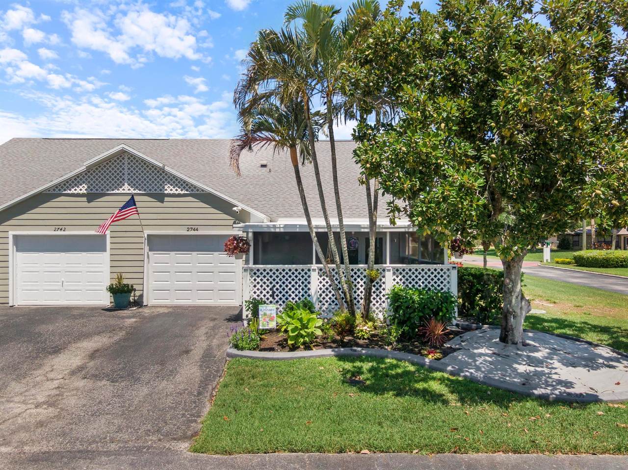 2744 Tropical East Circle - Photo 1