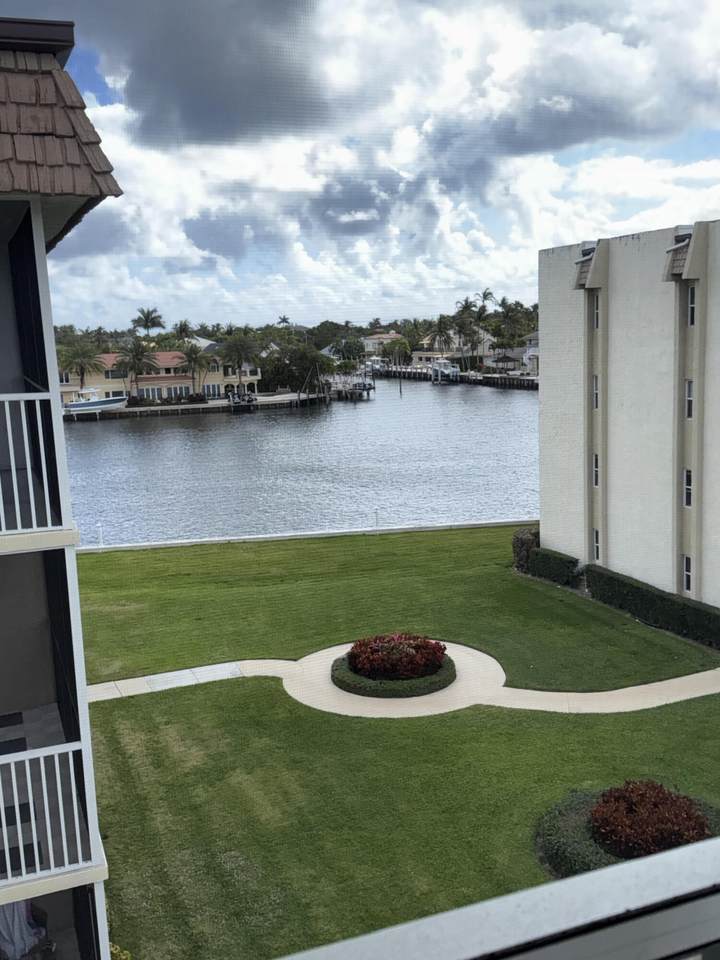 https://bt-photos.global.ssl.fastly.net/beaches/1280_boomver_5_R11168528-2.jpg