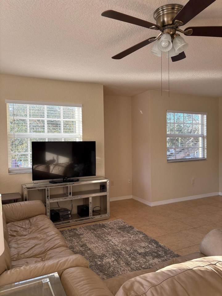https://bt-photos.global.ssl.fastly.net/beaches/orig_boomver_7_B26013033-2.jpg