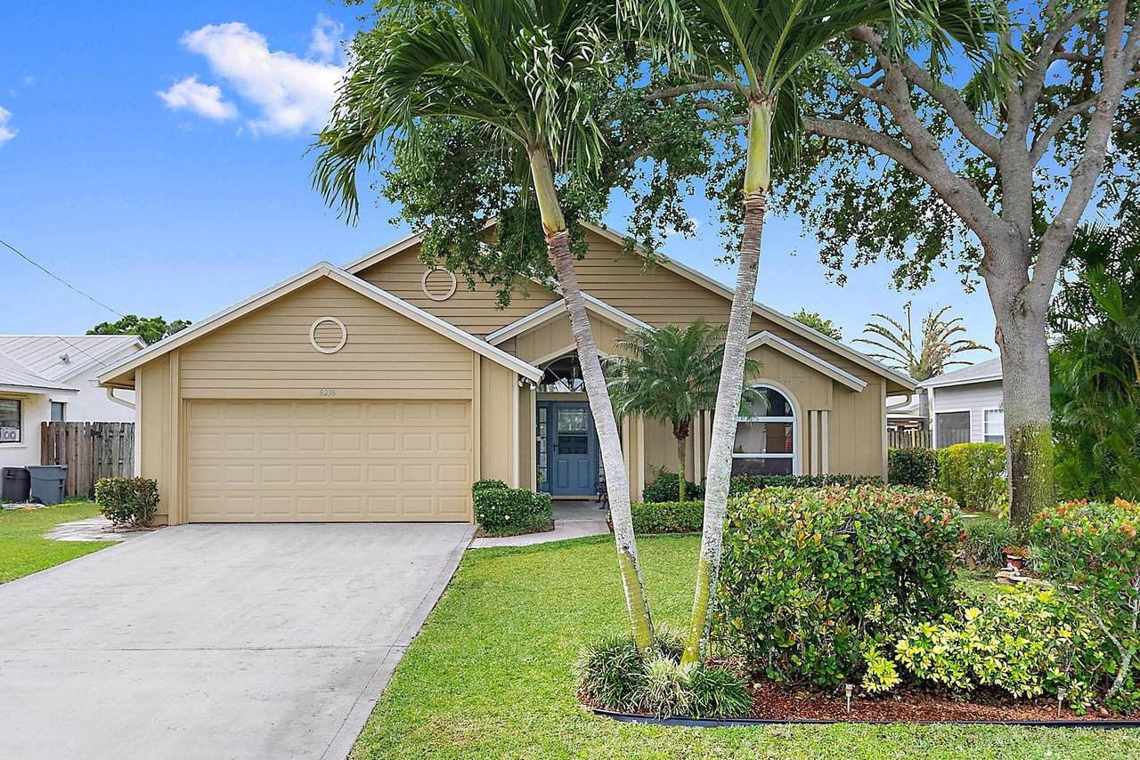 6238 Dania Street - Photo 1