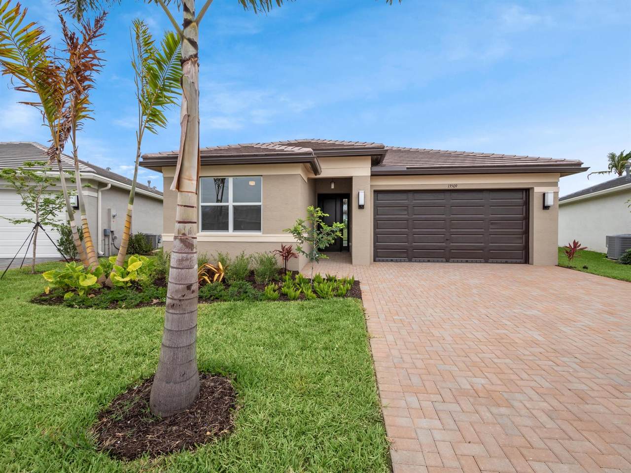 13509 Oceanus Boulevard - Photo 1