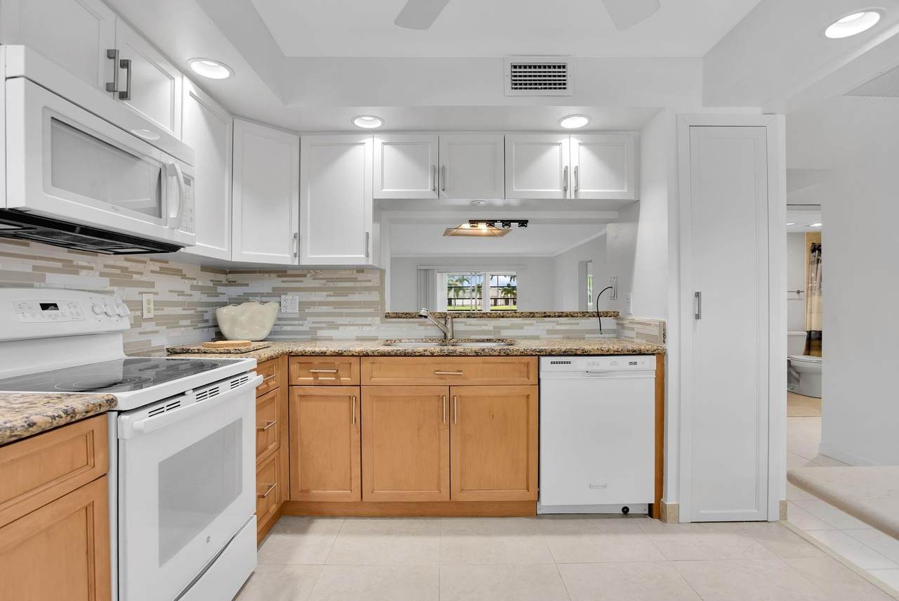 3303 Aruba Way - Photo 1