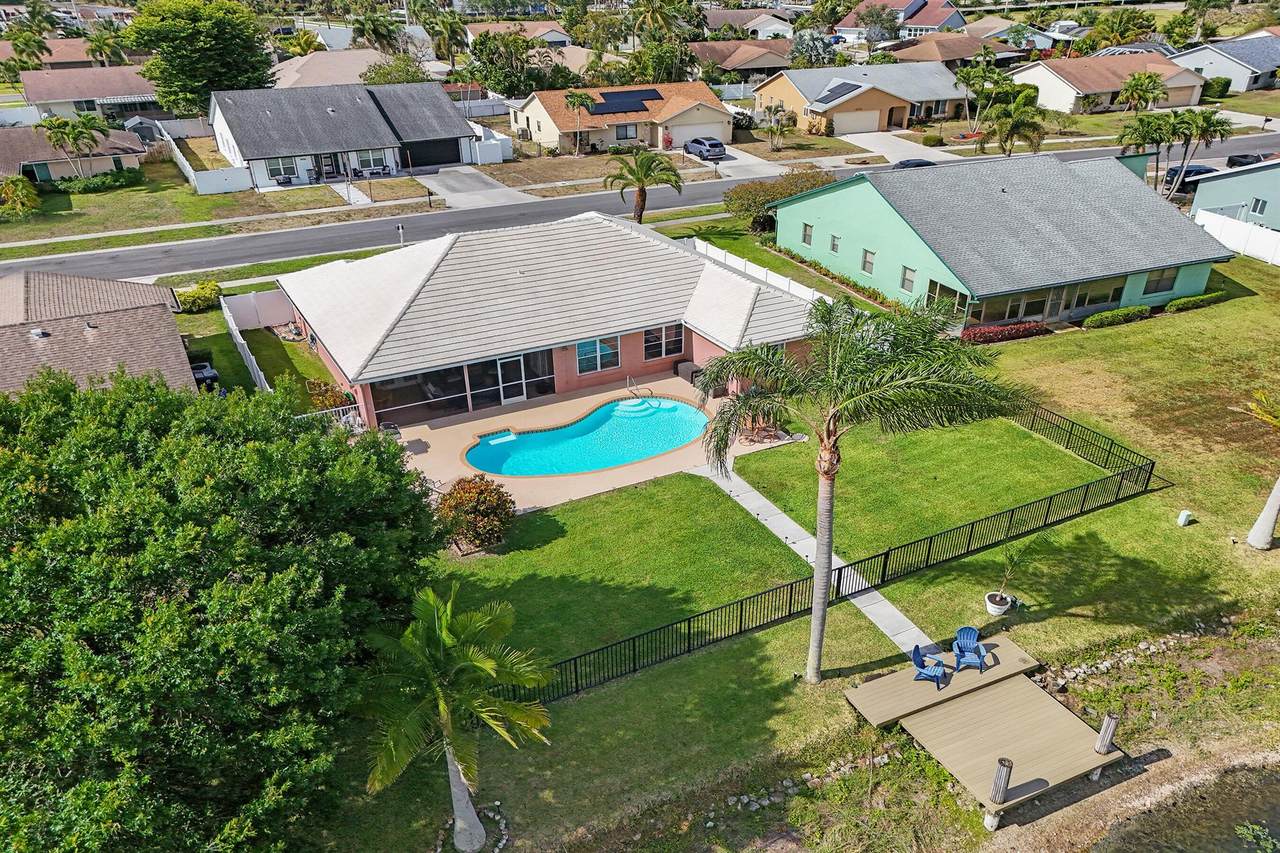 8425 Blue Cypress Drive - Photo 1