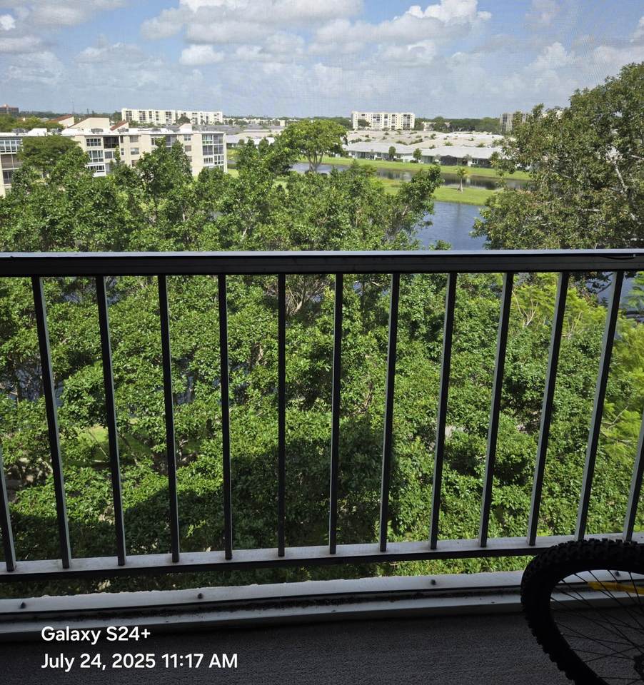 14623 Bonaire Boulevard - Photo 1