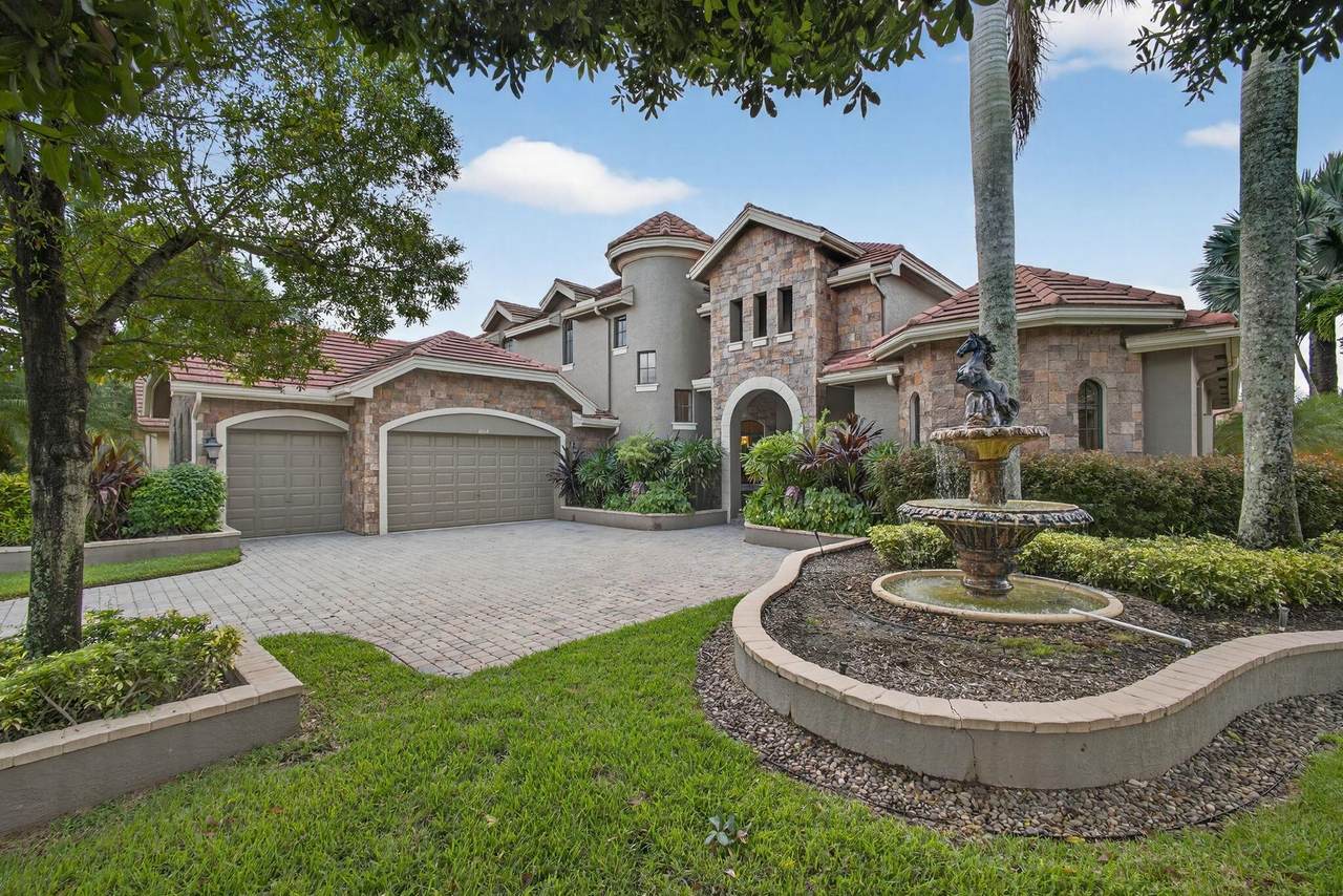 10514 Versailles Boulevard - Photo 1