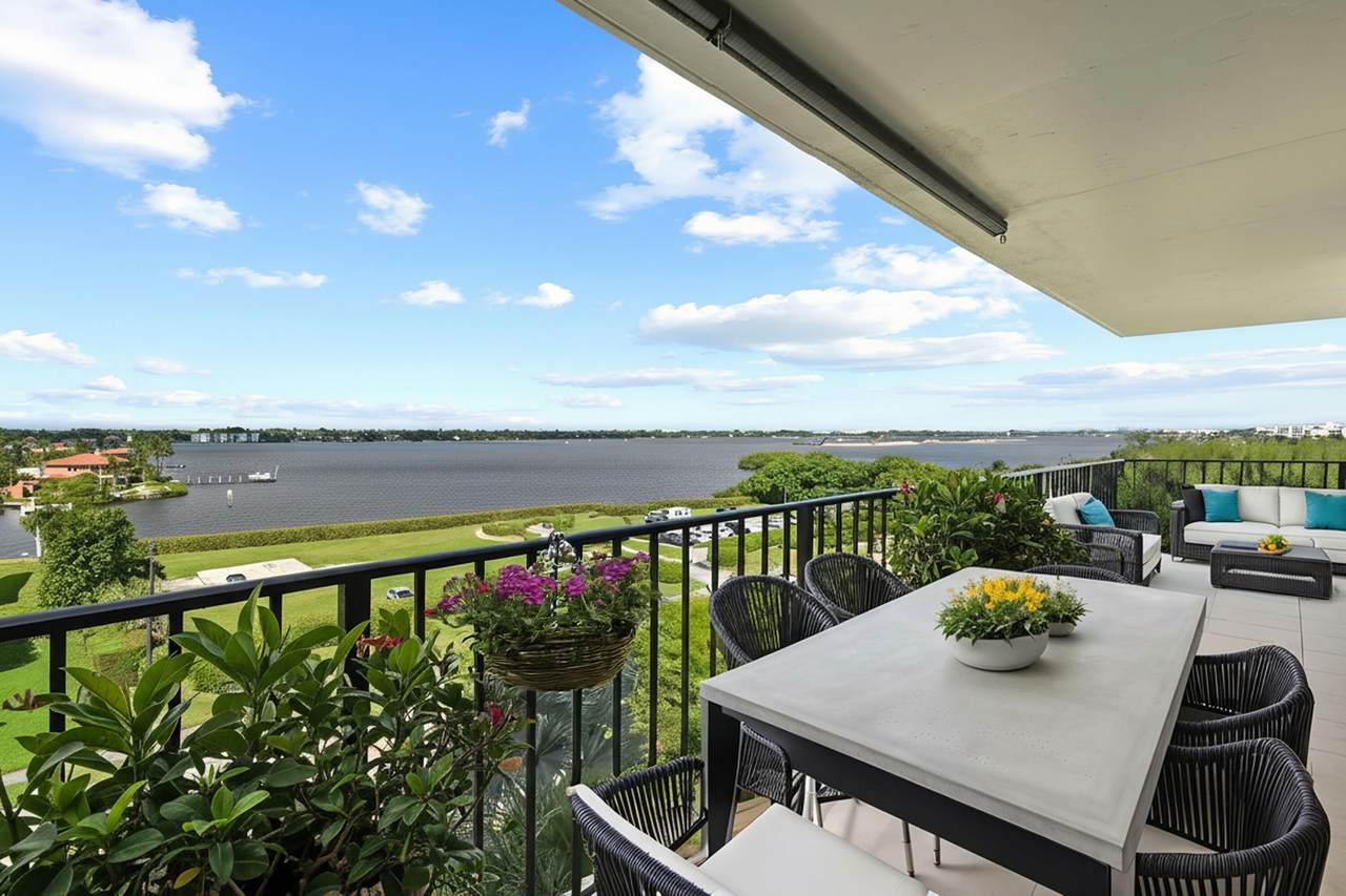 3460 Ocean Boulevard - Photo 1