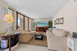2400 Presidential Way - Photo 15