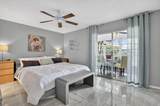 2074 Cambridge D - Photo 14