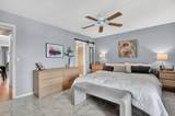 2074 Cambridge D - Photo 15