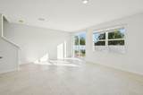 616 Salisbury Circle - Photo 9
