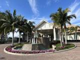7207 Le Chalet Boulevard - Photo 22