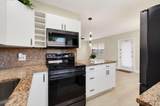 225 Seville Boulevard - Photo 8