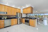 2717 Yacht Club Boulevard - Photo 8