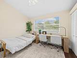 1074 Jeffery Street - Photo 17