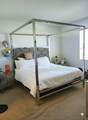 1021 40th Terrace - Photo 4