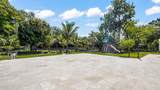 1120 Tropical Way - Photo 12