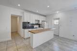 707 9th Court - Photo 2