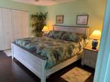 825 Center Street - Photo 18