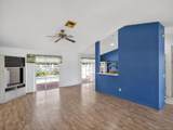 1094 Cairo Avenue - Photo 3