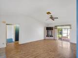 1094 Cairo Avenue - Photo 6