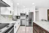 92 Valencia Drive - Photo 3