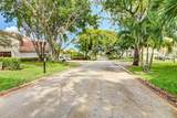 5530 Coach House Circle - Photo 41