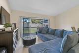 4 Knightsbridge Lane - Photo 9