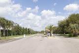 2851 Somerset Drive - Photo 29