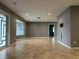 2080 Elmhurst Road - Photo 3