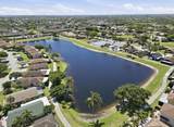 5330 Mendoza Street - Photo 22