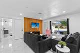 1010 32nd Street - Photo 3