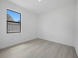 8010 Sandalwood Lane - Photo 19