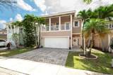 381 35th Terrace - Photo 2
