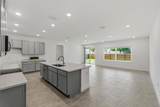 1070 Versailles Avenue - Photo 13