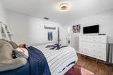 916 37th Court - Photo 34