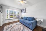 916 37th Court - Photo 38