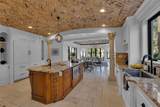 1011 Rhodes Villa Avenue - Photo 67