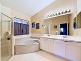 333 45th Terrace - Photo 14
