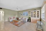 317 Windsor N - Photo 3