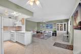 317 Windsor N - Photo 5