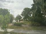 729 2nd Avenue - Photo 2